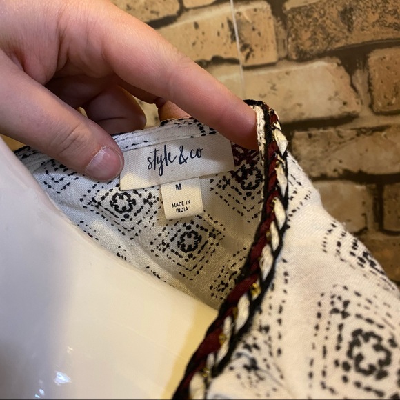 Size M Style & Co. Tunic Top - Picture 4 of 4